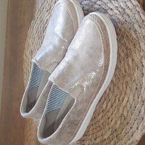 Collection By Clark's Metallic Slip On Sneakers